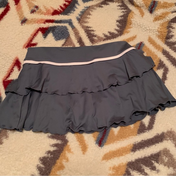 Nike ruffled dri-fit tennis skort skirt - Picture 8 of 11